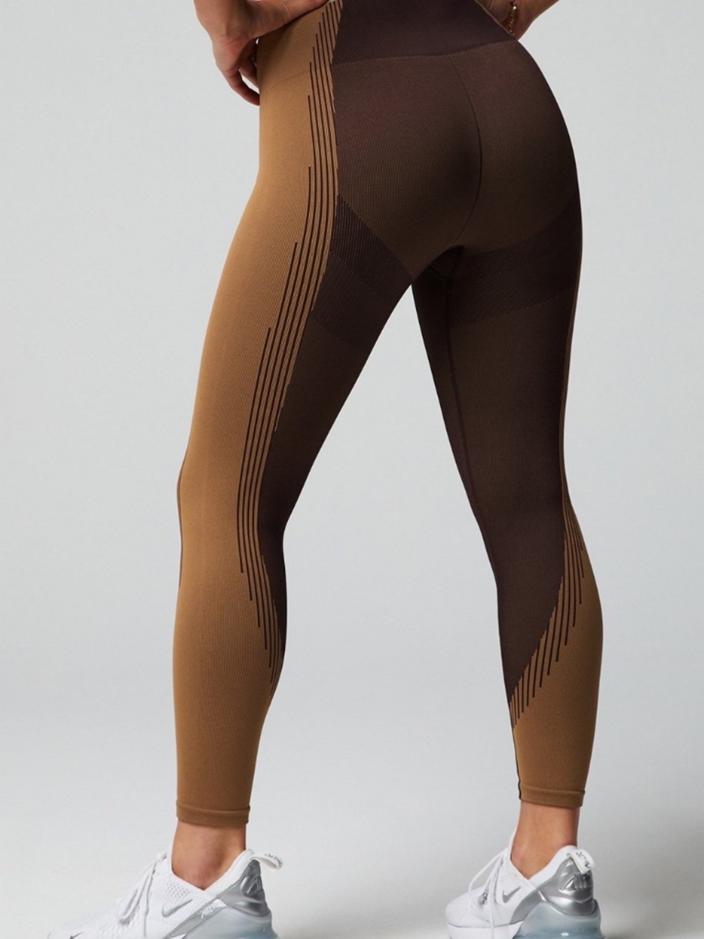 FABLETICS Fusion Seamless High Waisted Leggings Quicksand Cacoa  cream Waistband